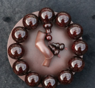 血檀和小葉紫檀哪個好？四招